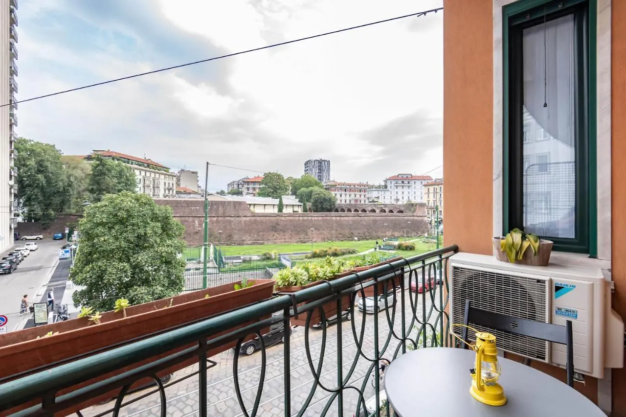 Easylife - Moderno Rifugio A Porta Romana Milan 0*,  Italy