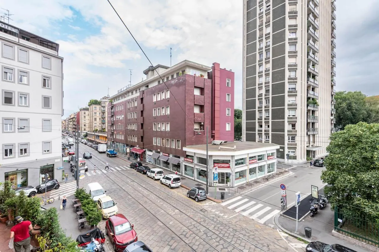 Apartment Easylife - Moderno Rifugio A Porta Romana Milan