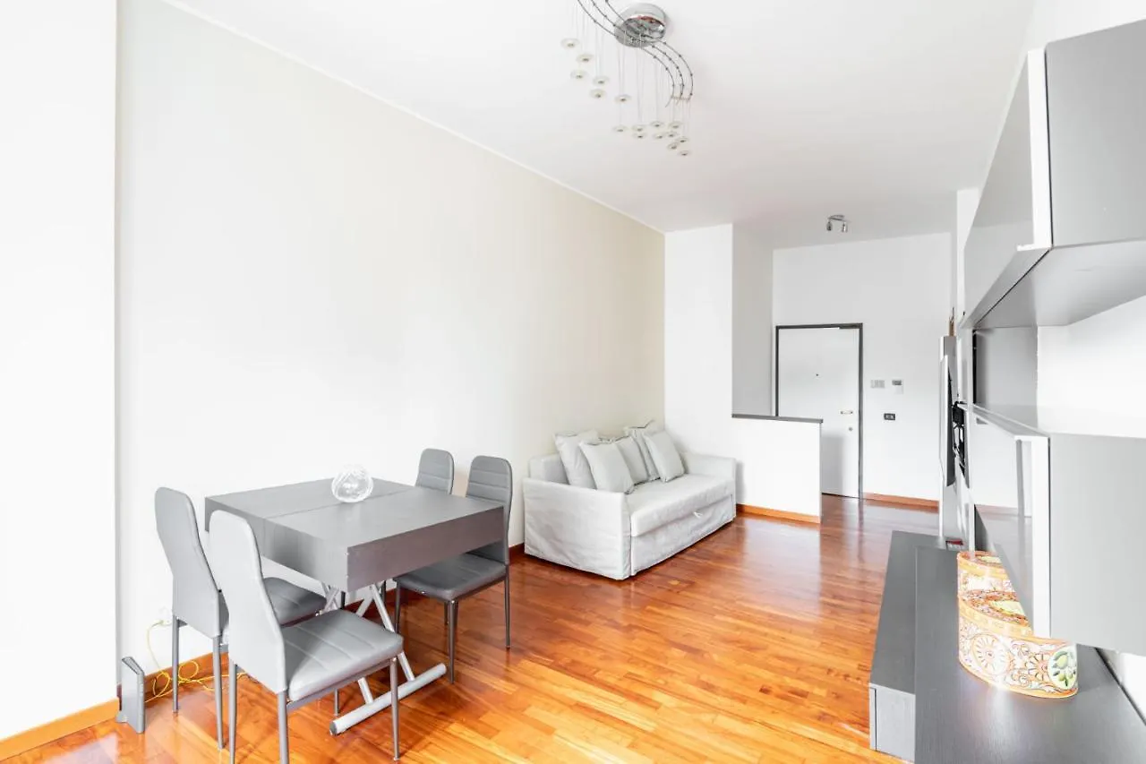 Apartment Easylife - Moderno Rifugio A Porta Romana Milan