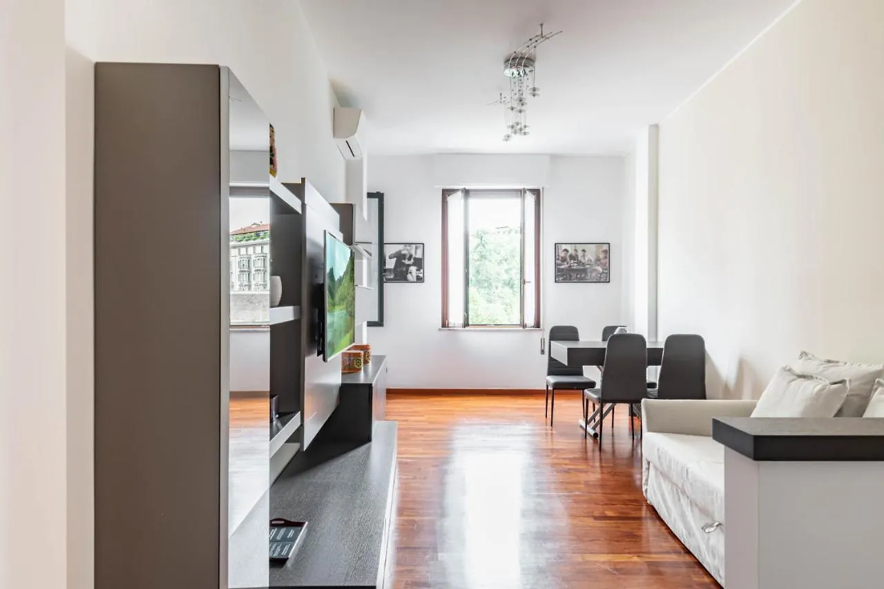 Apartment Easylife - Moderno Rifugio A Porta Romana Milan